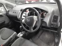 Honda FIT лот № 30722 оценка 3  с аукциона в Японии 6