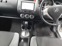 Honda FIT лот № 30722 оценка 3  с аукциона в Японии 8
