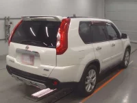 Nissan X-TRAIL лот № 30794 оценка 4  с аукциона в Японии 1