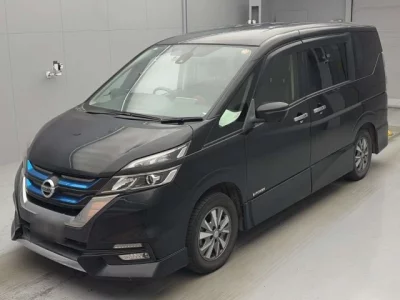 Nissan SERENA  с аукциона в Японии