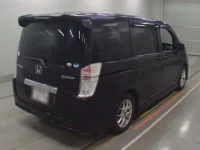 Honda STEP WAGON лот № 30790 оценка 4  с аукциона в Японии 1