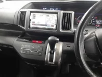 Honda STEP WAGON лот № 30790 оценка 4  с аукциона в Японии 8