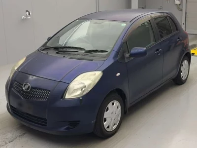 Toyota VITZ  с аукциона в Японии
