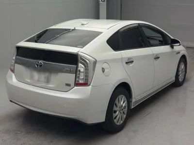 Toyota PRIUS PHV