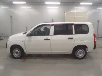 Toyota PROBOX лот № 30756 оценка R  с аукциона в Японии 3