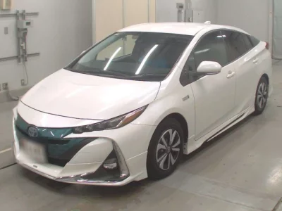 Toyota PRIUS PHV
