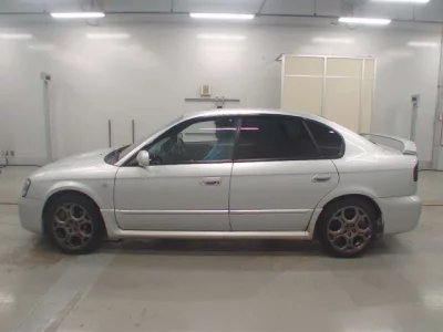 Subaru LEGACY B4  с аукциона в Японии