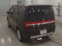 Mitsubishi DELICA D5 лот № 30714 оценка 3  с аукциона в Японии 5