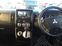 Mitsubishi DELICA D5 лот № 30714 оценка 3  с аукциона в Японии 8