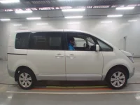 Mitsubishi DELICA D5 лот № 30742 оценка R  с аукциона в Японии 2