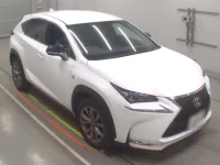 Lexus NX лот № 30712 оценка 4.5  с аукциона в Японии 4