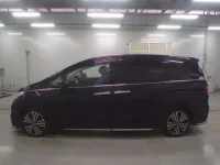 Honda ODYSSEY лот № 30758 оценка 3.5  с аукциона в Японии 3