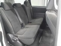Toyota VOXY лот № 30728 оценка 4  с аукциона в Японии 9