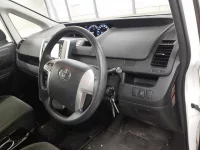 Toyota VOXY лот № 30762 оценка RA  с аукциона в Японии 6