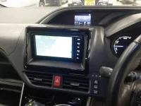 Toyota VOXY лот № 30773 оценка 3.5  с аукциона в Японии 8