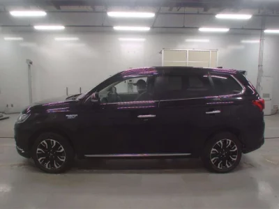 Mitsubishi OUTLANDER PHEV
