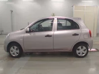 Nissan MARCH лот № 30744 оценка 4.5  с аукциона в Японии 3