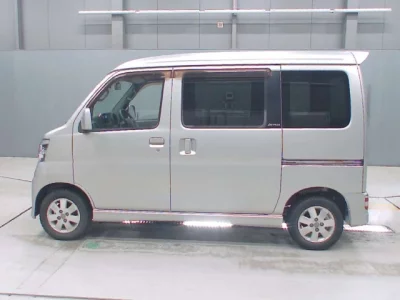 Daihatsu Atrai Wagon