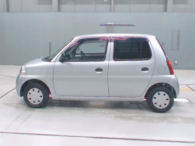 Daihatsu Esse