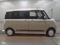 Daihatsu MOVE CANBUS лот № 613 оценка 4.5  с аукциона в Японии 2