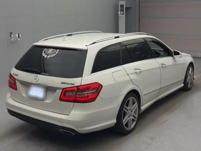 Mercedes-Benz E CLASS WAGON
