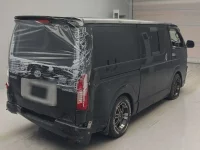 Toyota HIACE VAN лот № 62029 оценка R  с аукциона в Японии 1