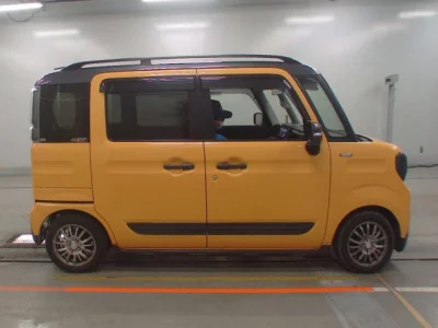 Suzuki SPACIA GEAR  с аукциона в Японии