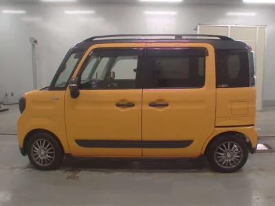 Suzuki SPACIA GEAR  с аукциона в Японии