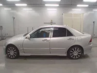 Toyota ALTEZZA лот № 10470 оценка RA  с аукциона в Японии 3