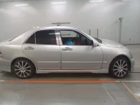 Toyota ALTEZZA лот № 10470 оценка RA  с аукциона в Японии 2