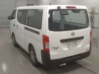 Nissan CARAVAN VAN лот № 30720 оценка 3.5  с аукциона в Японии 5