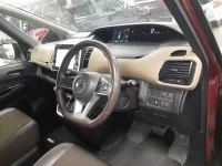 Nissan SERENA лот № 30761 оценка 4.5  с аукциона в Японии 6