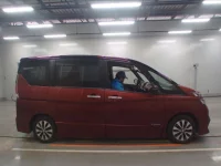 Nissan SERENA лот № 30761 оценка 4.5  с аукциона в Японии 2