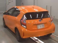 Toyota AQUA лот № 30805 оценка 3.5  с аукциона в Японии 5