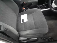 Toyota COROLLA AXIO лот № 30759 оценка RA  с аукциона в Японии 7