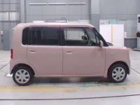 Toyota PIXIS SPACE лот № 10048 оценка 4  с аукциона в Японии 2