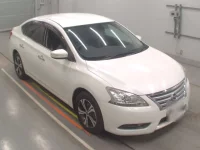 Nissan SYLPHY лот № 36128 оценка 4  с аукциона в Японии 4