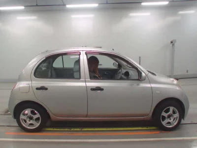 Nissan MARCH  с аукциона в Японии