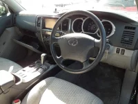 Toyota HILUX SURF лот № 30310 оценка 3  с аукциона в Японии 6