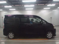 Toyota NOAH лот № 30903 оценка 3.5  с аукциона в Японии 2