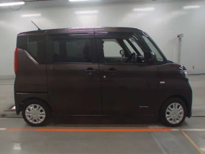 Nissan ROOX  с аукциона в Японии