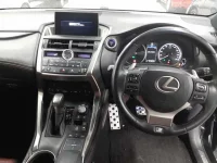 Lexus NX лот № 30850 оценка 3.5  с аукциона в Японии 8