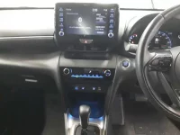 Toyota YARIS CROSS лот № 30869 оценка 5  с аукциона в Японии 8