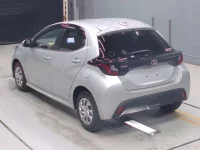 Toyota YARIS лот № 30328 оценка R  с аукциона в Японии 5