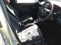 Toyota YARIS лот № 30328 оценка R  с аукциона в Японии 7