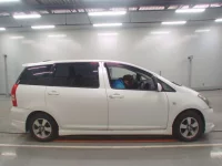 Toyota WISH лот № 30864 оценка 3.5  с аукциона в Японии 2