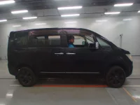 Mitsubishi DELICA D5 лот № 30885 оценка R  с аукциона в Японии 2