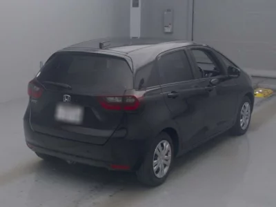 Honda FIT  с аукциона в Японии