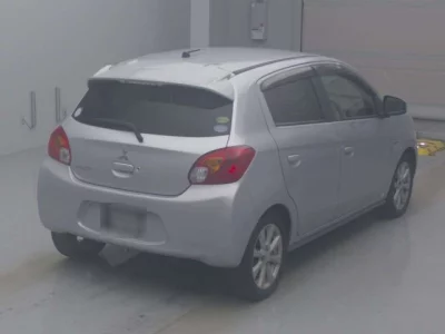 Mitsubishi MIRAGE  с аукциона в Японии