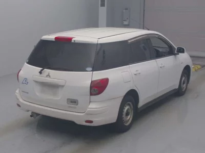 Mitsubishi LANCER VAN